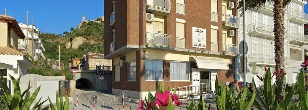 Hotel La Perla Купра-Мариттіма Екстер'єр фото